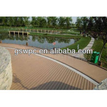 Revêtement de sol wpc extérieur en matériau naturel vert/decking wpc